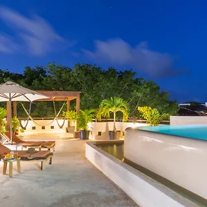 quinta-margarita-suites.allrivieramayahotels.com/