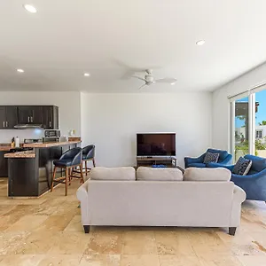 https://cabo-villa-g3-punta-arena-3-bed-2-5-bath.cabosanlucashotelsmexico.com