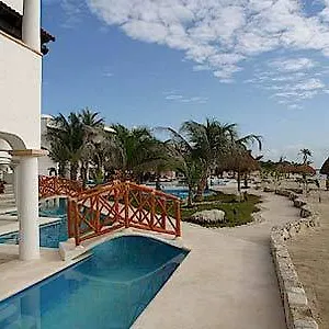 https://hidden-beach-au-naturel-gourmet-inclusive-all-inclusive.tulum-hotels.net